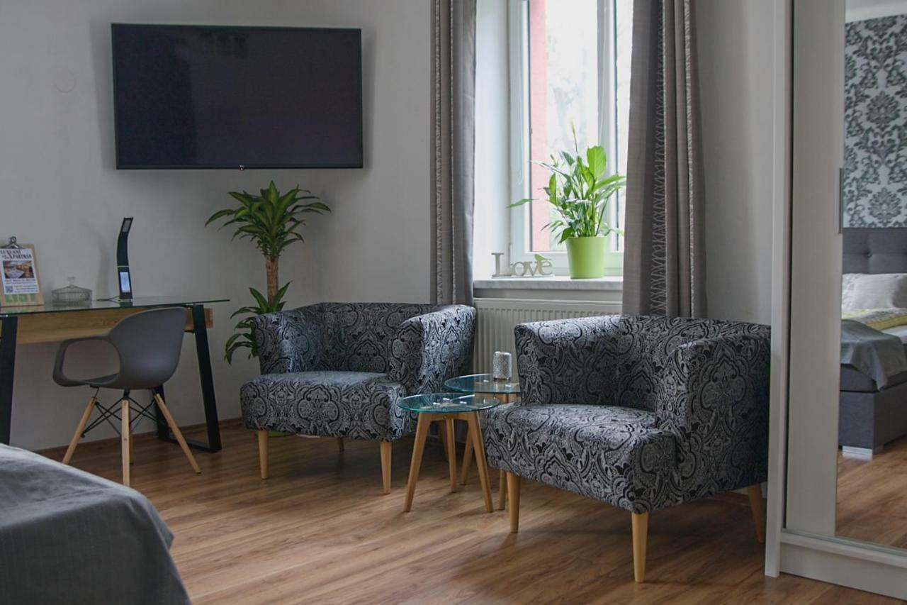 Luxusni Apartman Nmnm Family Nove Mesto na Morave Extérieur photo